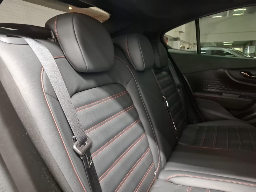 fiat fastback 1.3 turbo 270 flex abarth at6 4p automatico 202511