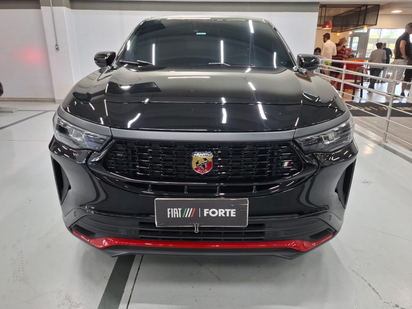 fiat fastback 1.3 turbo 270 flex abarth at6 4p automatico 20252