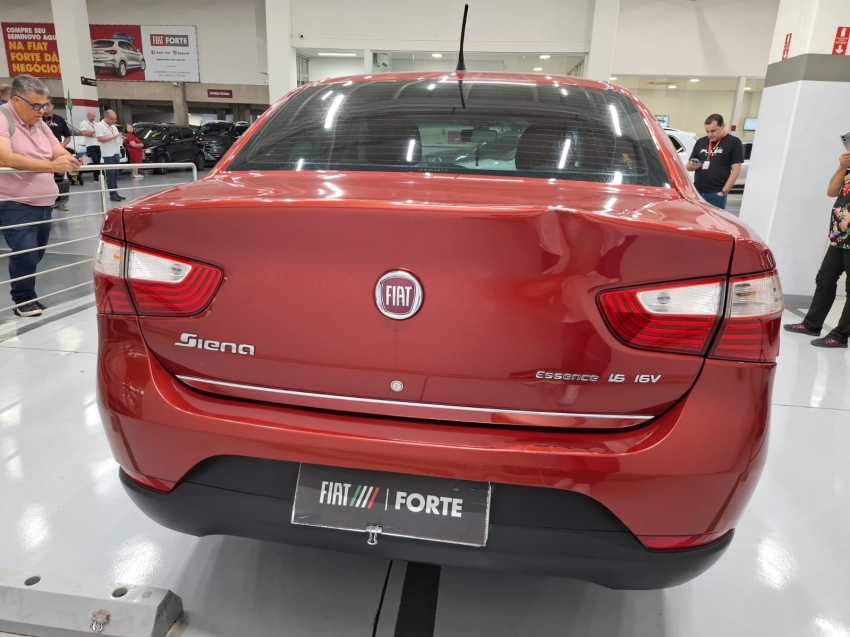 fiat siena 1.6 mpi essence 16v flex 4p automatizado manual 201414