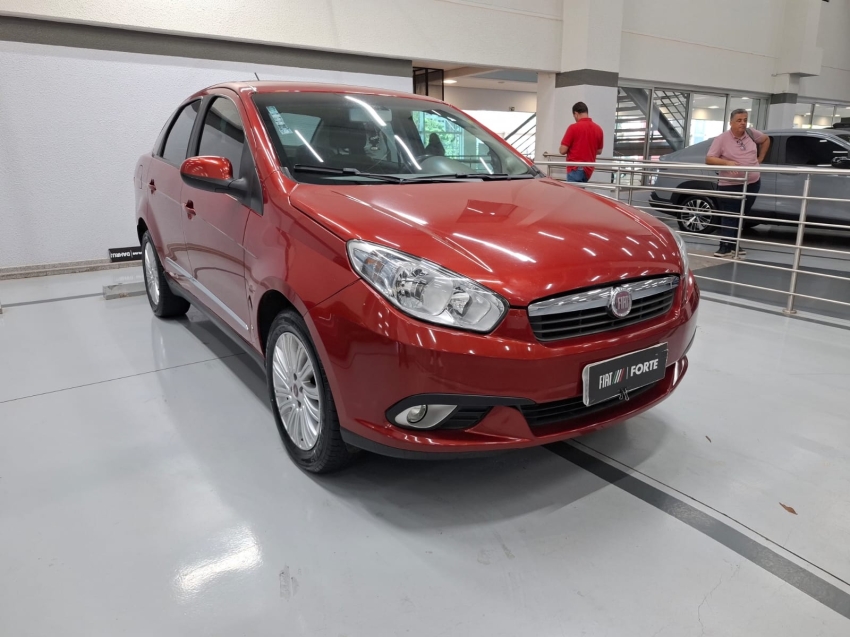 fiat siena 1.6 mpi essence 16v flex 4p automatizado manual 20143