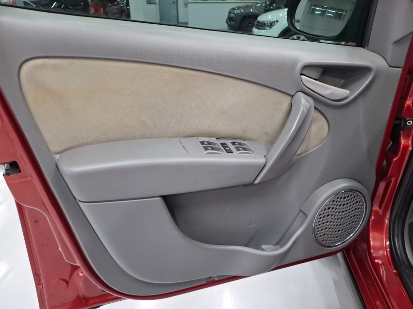 fiat siena 1.6 mpi essence 16v flex 4p automatizado manual 20147