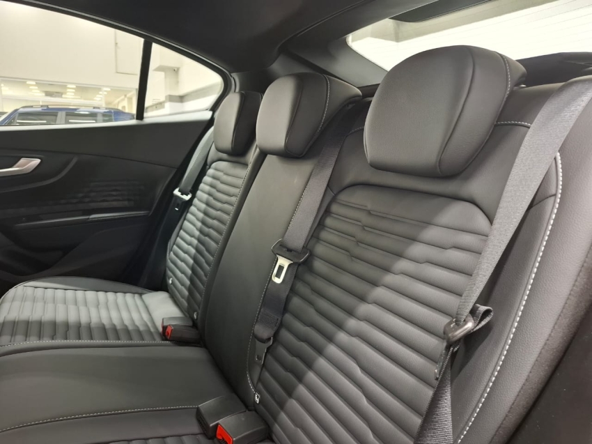 fiat fastback 1.0 turbo 200 hybrid impetus cvt hibrido 4p automatico 202512