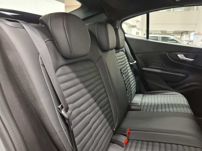 fiat fastback 1.0 turbo 200 hybrid impetus cvt hibrido 4p automatico 202511