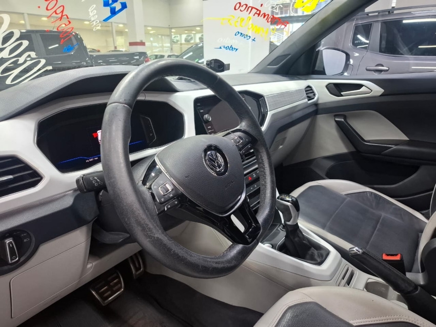 volkswagen t-cross 1.4 250 tsi total flex highline automatico 4p 20205