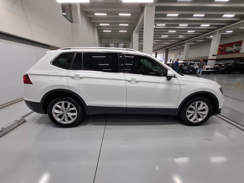 volkswagen tiguan 1.4 250 tsi total flex allspace comfortline tiptronic 4p automatico 20194