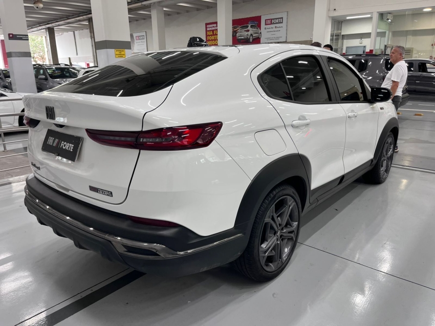 fiat fastback 1.3 turbo 270 flex limited edition at6 4p automatico 202313