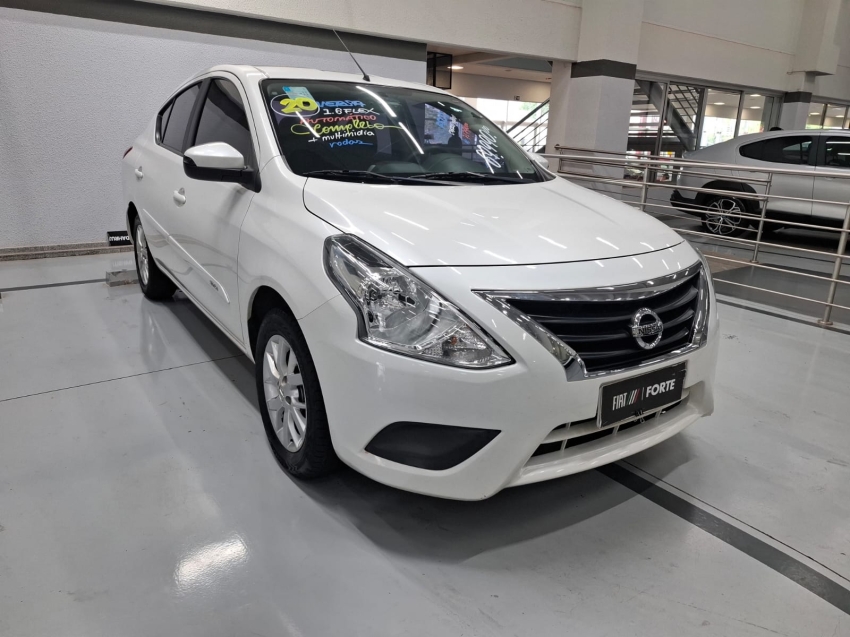 nissan versa 1.6 16v flexstart sv 4p xtronic flex automatico 20203