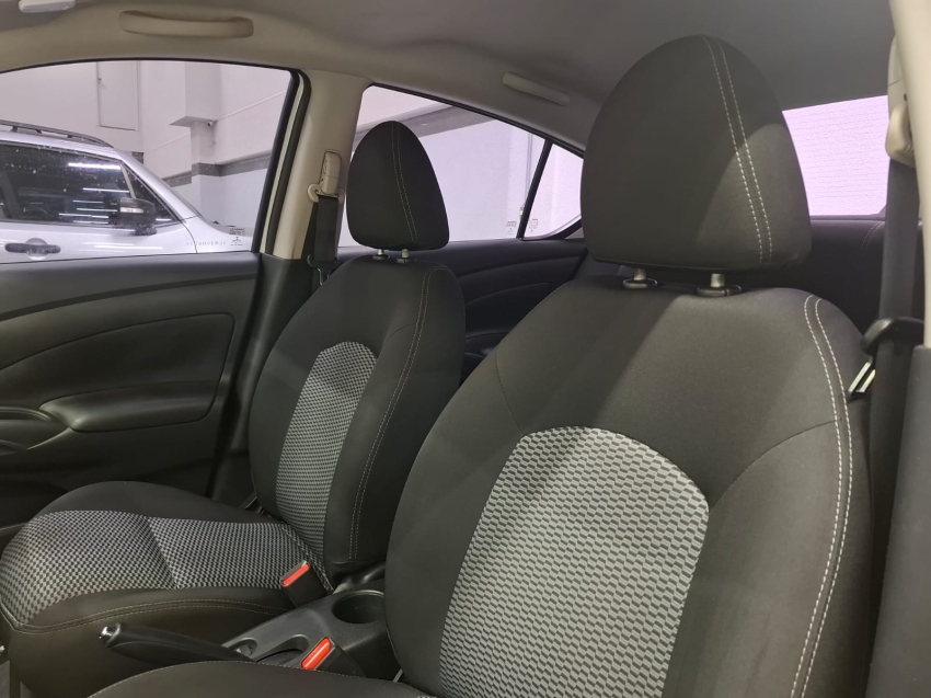 nissan versa 1.6 16v flexstart sv 4p xtronic flex automatico 20209