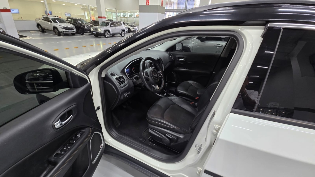 jeep compass 2.0 16v flex longitude automatico 4p 20206