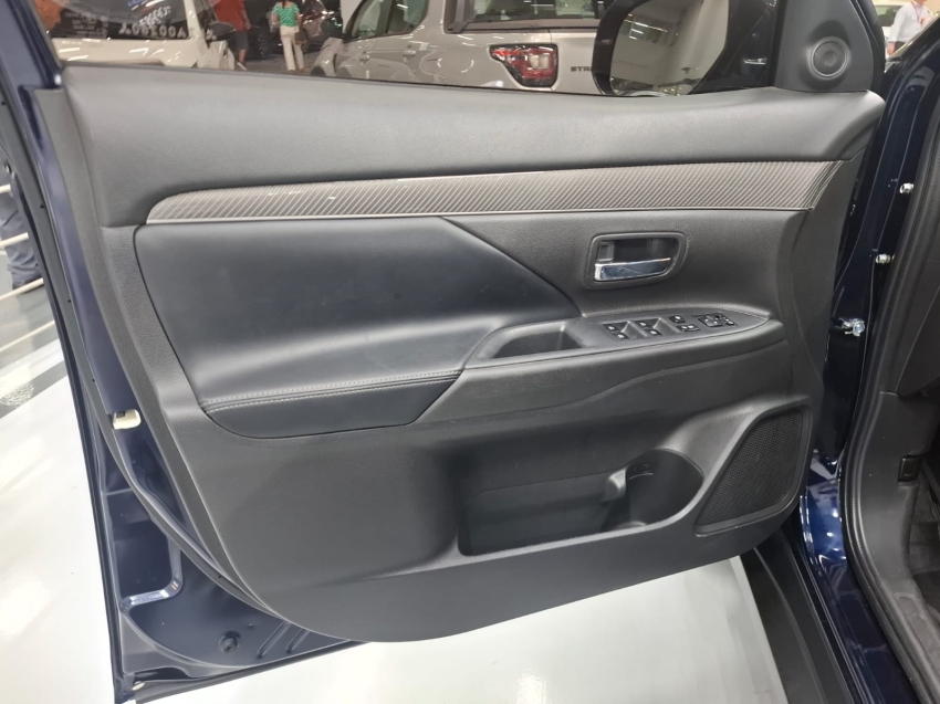 mitsubishi outlander 2.0 mivec gasolina hpe automatico 4p 20207