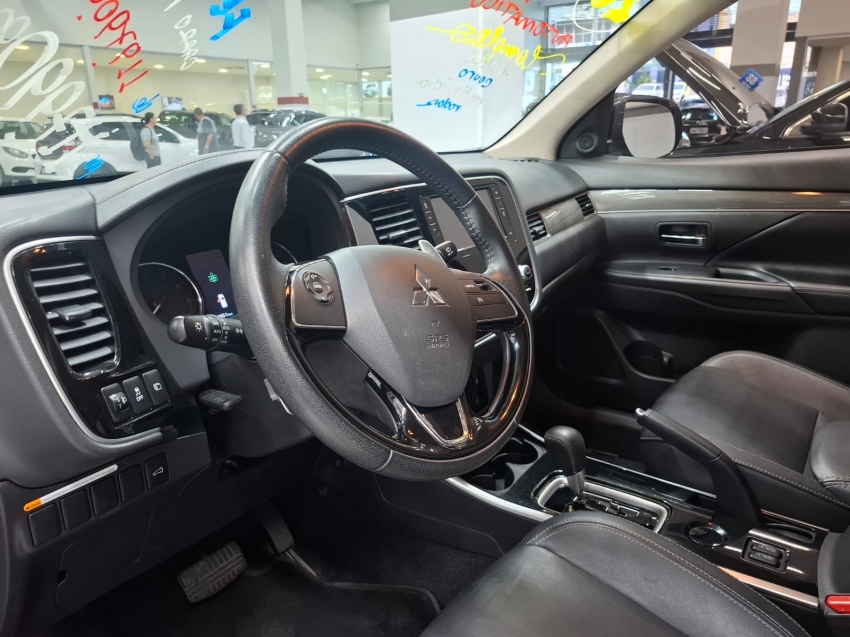 mitsubishi outlander 2.0 mivec gasolina hpe automatico 4p 20205