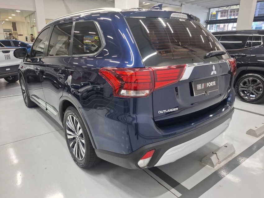mitsubishi outlander 2.0 mivec gasolina hpe automatico 4p 202015