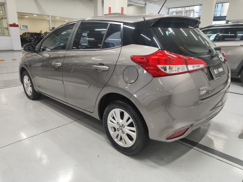 toyota yaris 1.3 16v flex xl multidrive 4p automatico 201915