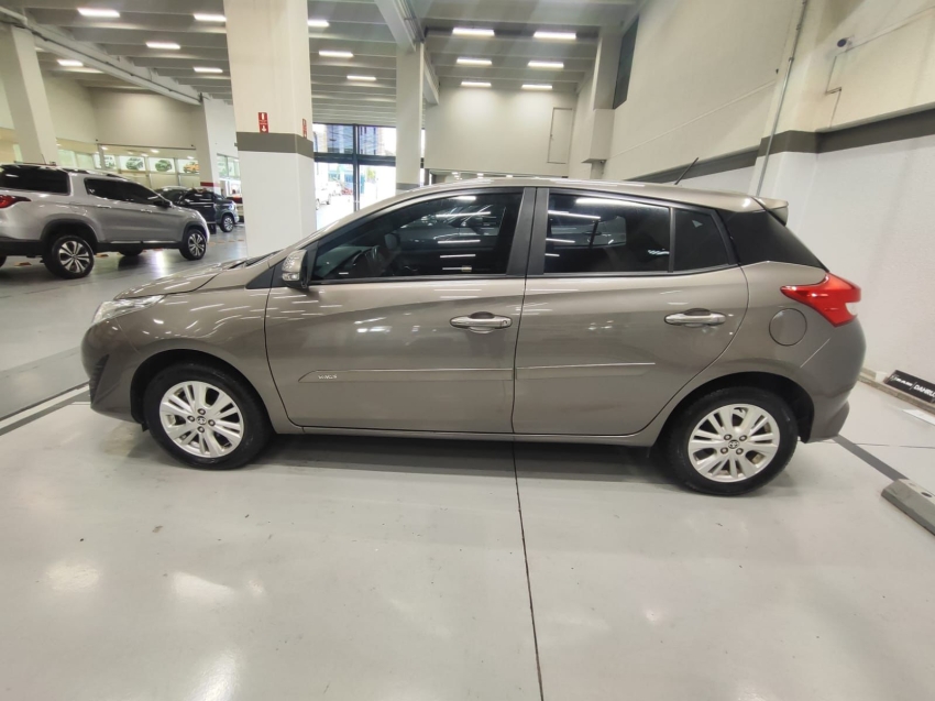 toyota yaris 1.3 16v flex xl multidrive 4p automatico 20195