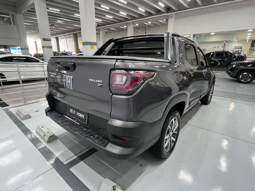 fiat strada 1.3 firefly flex volcano cd cvt 4p automatico 202313