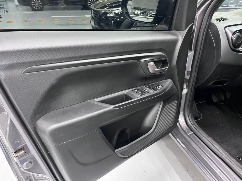 fiat strada 1.3 firefly flex volcano cd cvt 4p automatico 20238