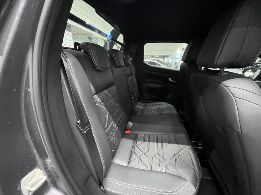 fiat strada 1.3 firefly flex volcano cd cvt 4p automatico 202311