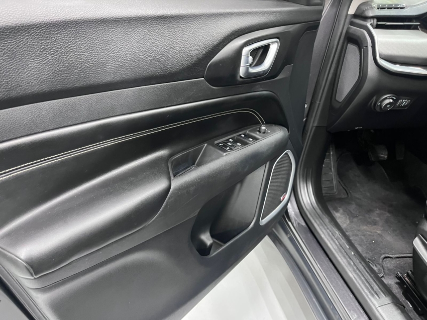 jeep compass 1.3 t270 turbo flex longitude at6 4p automatico 20238