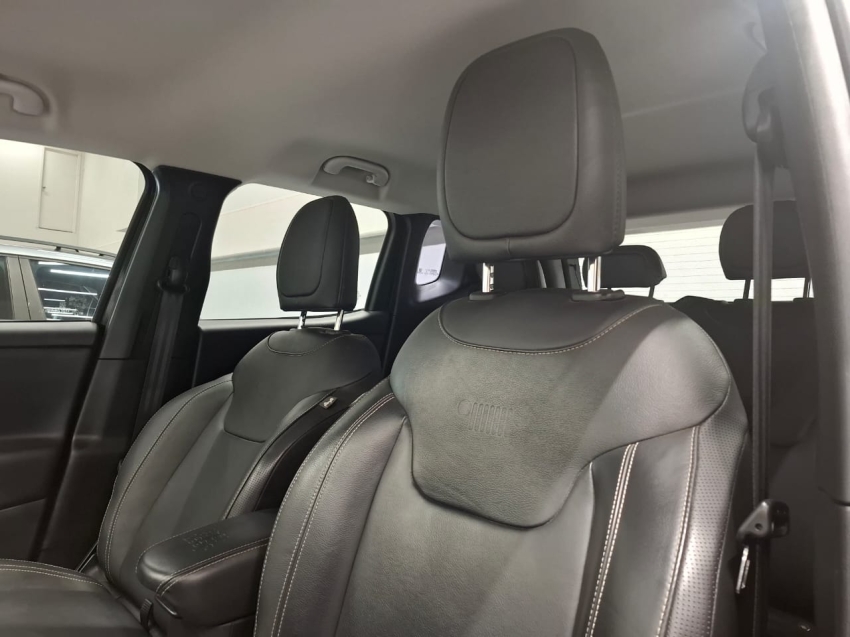 jeep renegade 1.3 t270 turbo flex longitude at6 4p automatico 20229