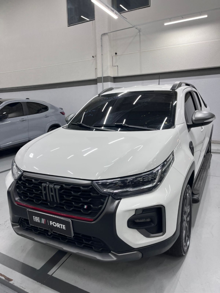 fiat strada 1.0 turbo 200 flex ultra cd cvt 4p automatico 2024