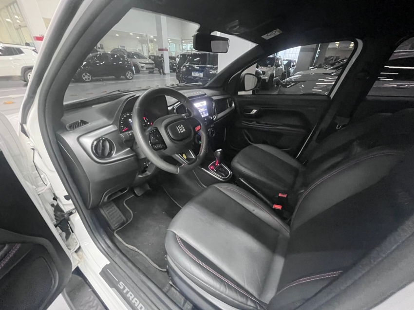 fiat strada 1.0 turbo 200 flex ultra cd cvt 4p automatico 20246