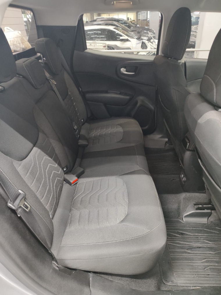 fiat toro 1.3 turbo 270 flex freedom at6 4p automatico 202511