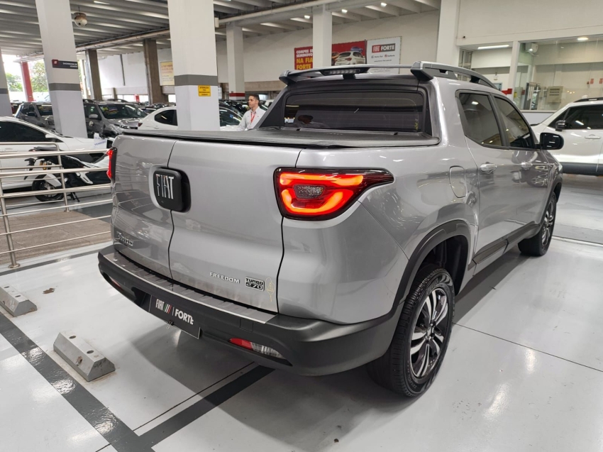 fiat toro 1.3 turbo 270 flex freedom at6 4p automatico 202513