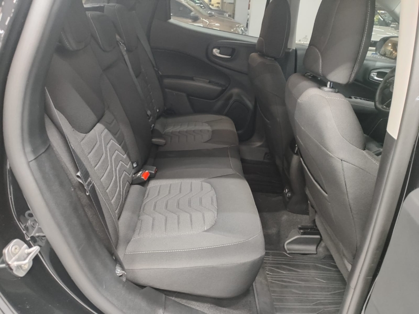 fiat toro 1.3 turbo 270 flex freedom at6 4p automatico 202511