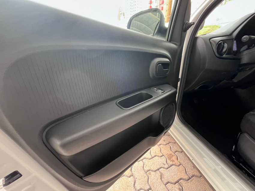 fiat mobi 1.0 firefly flex like. manual 4p 20268