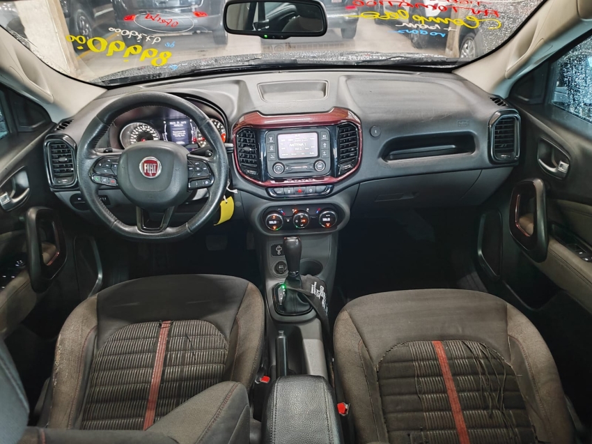 fiat toro 2.4 16v multiair flex freedom at9 2.0 4p automatico 201810