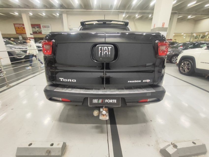 fiat toro 2.4 16v multiair flex freedom at9 2.0 4p automatico 201814