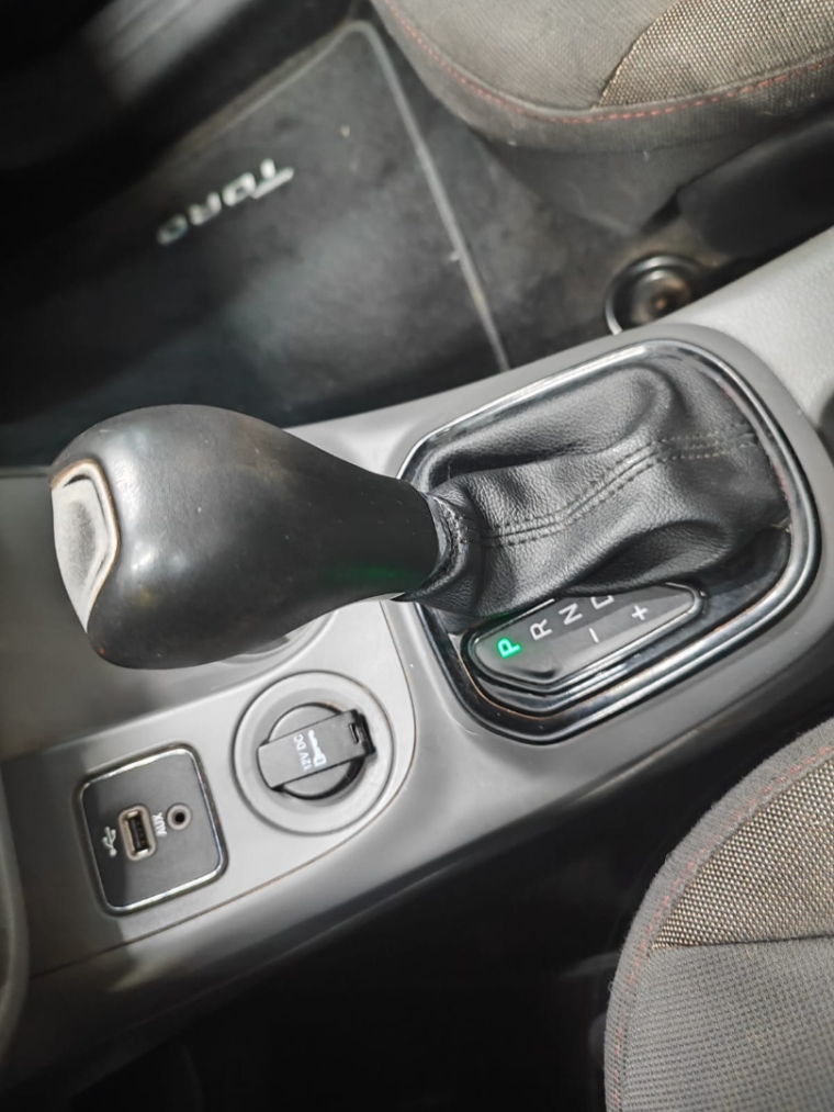 fiat toro 2.4 16v multiair flex freedom at9 2.0 4p automatico 20187