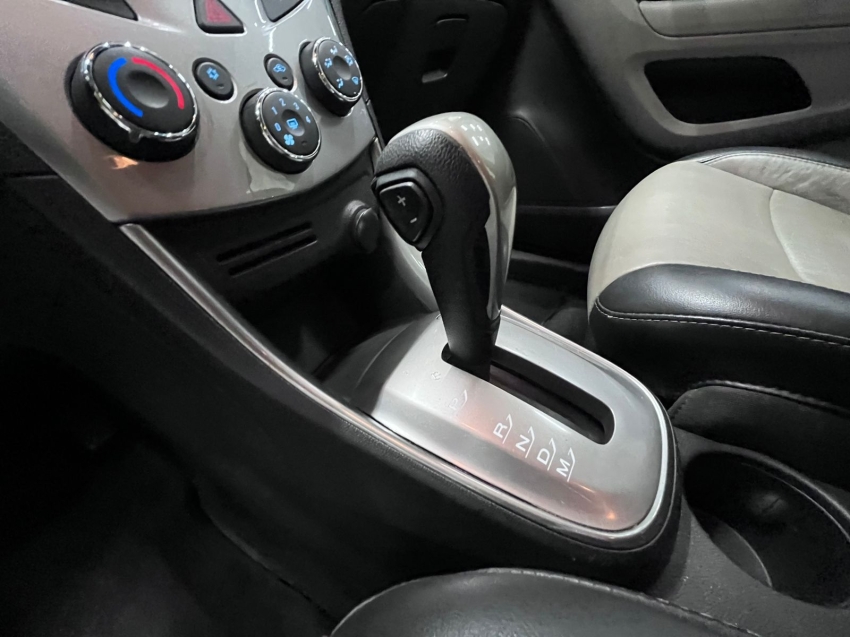 chevrolet tracker 1.8 mpfi ltz 4x2 16v flex 4p automatico 20167