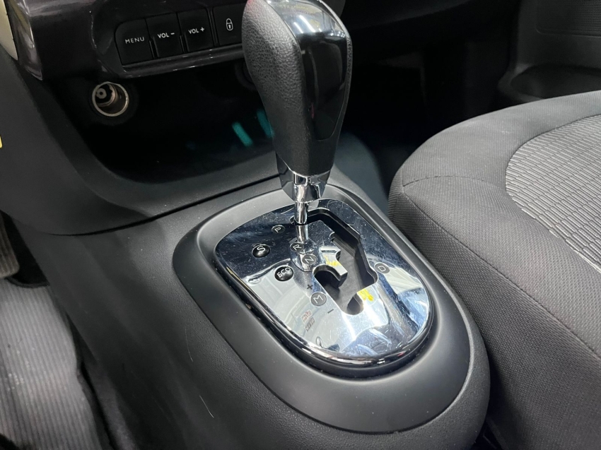 citroen c3 1.6 vti 120 flex urban trail eat6 4p manual 20197