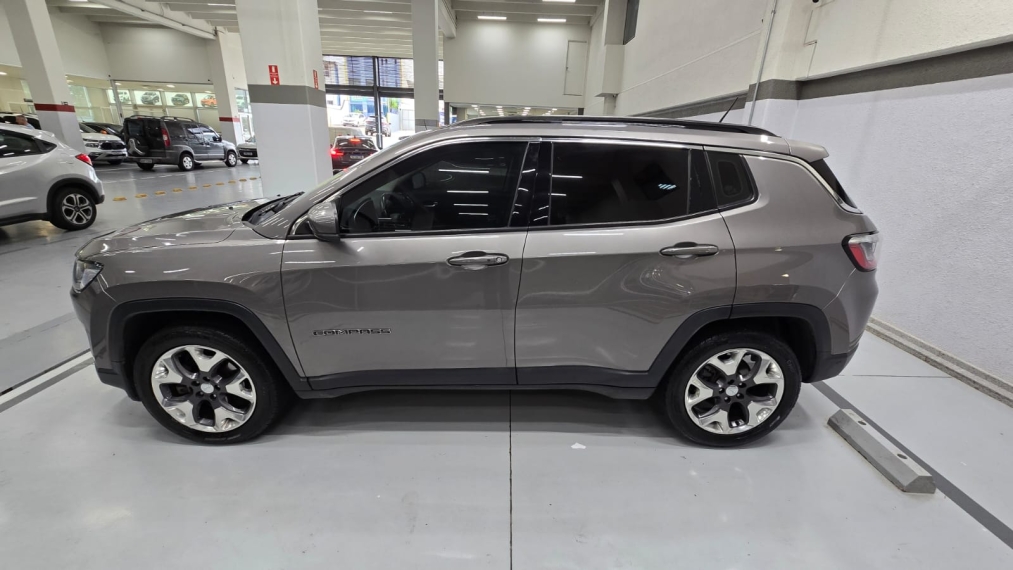 jeep compass 2.0 16v flex longitude automatico 4p 20205