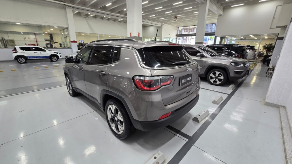 jeep compass 2.0 16v flex longitude automatico 4p 202015