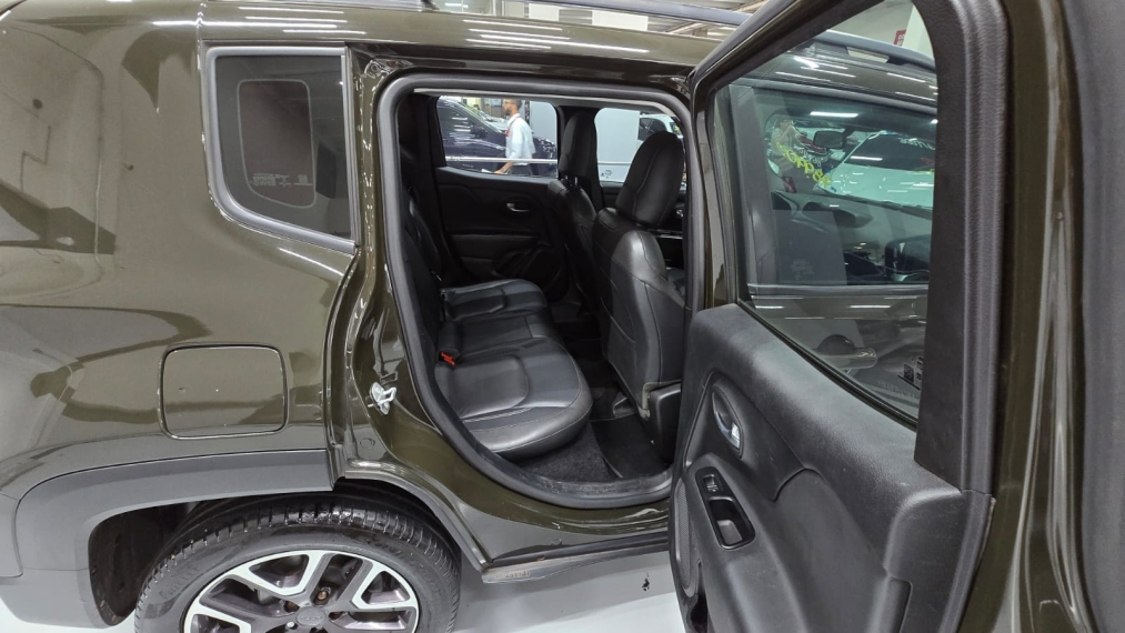 jeep renegade 1.8 16v flex longitude 4p automatico 202111