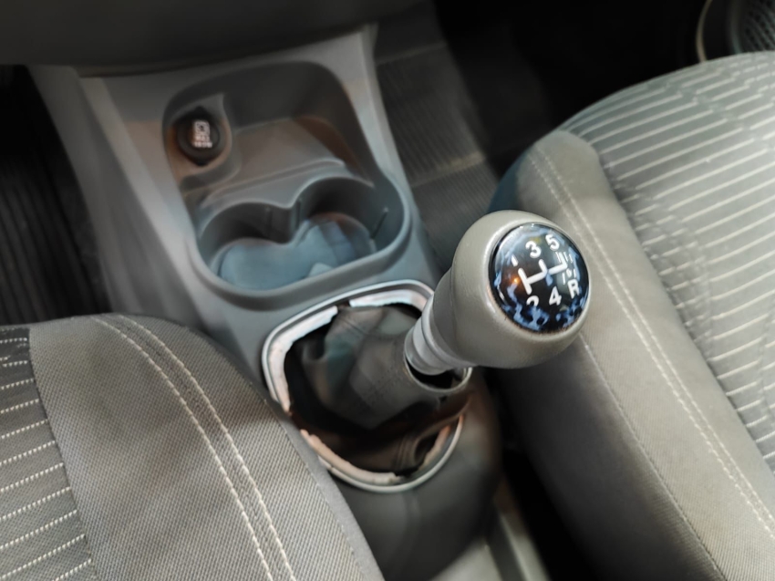 fiat palio 1.0 mpi attractive 8v flex 4p manual 20147