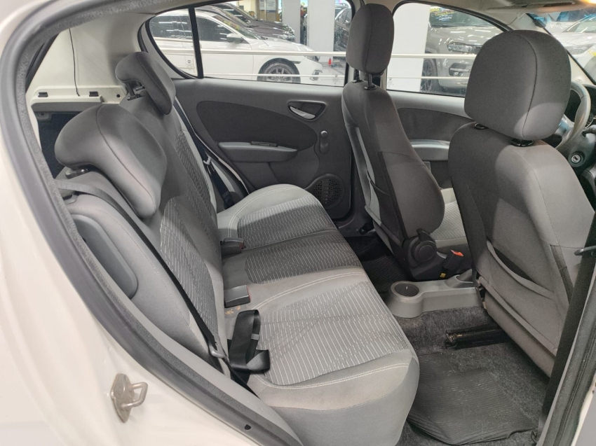 fiat palio 1.0 mpi attractive 8v flex 4p manual 201412