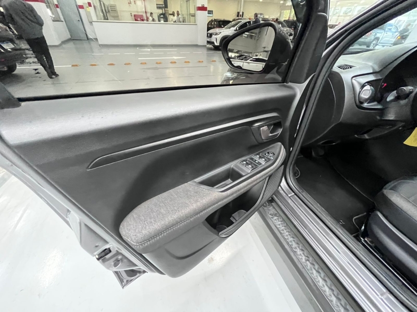 fiat strada 1.3 firefly flex volcano cd cvt 4p automatico 20248