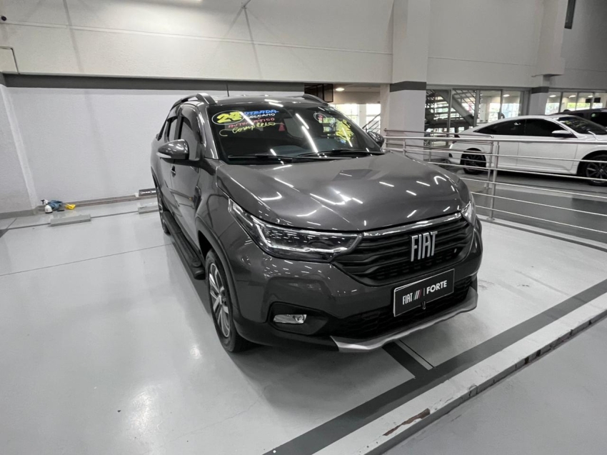 fiat strada 1.3 firefly flex volcano cd cvt 4p automatico 20243