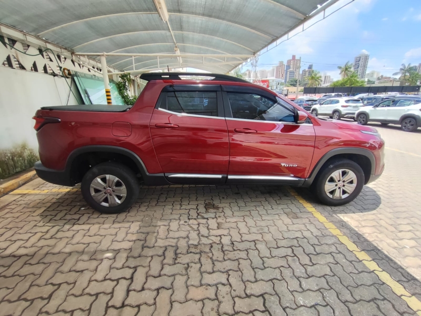 fiat toro 1.8 16v evo flex freedom at6 4p automatico 20204