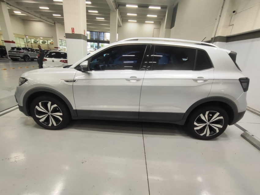 volkswagen t-cross 1.4 250 tsi total flex highline automatico 4p 20215