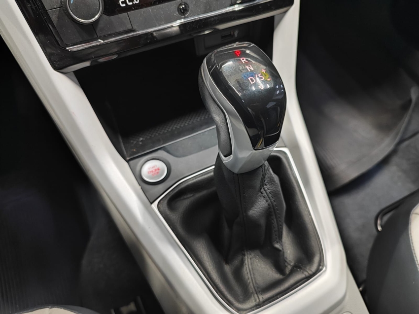 volkswagen t-cross 1.4 250 tsi total flex highline automatico 4p 20217