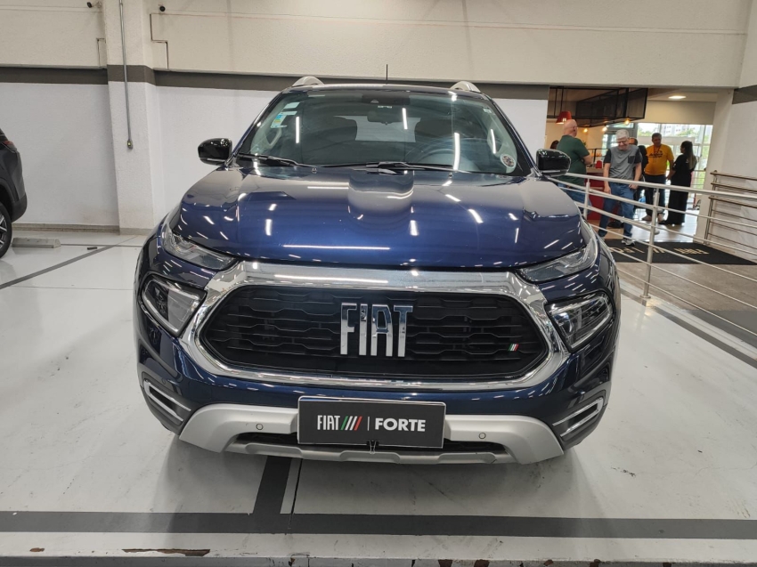fiat toro 1.3 turbo 270 flex volcano at6 4p automatico 20252