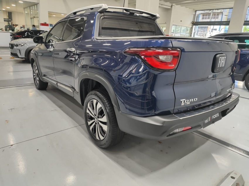 fiat toro 1.3 turbo 270 flex volcano at6 4p automatico 202515