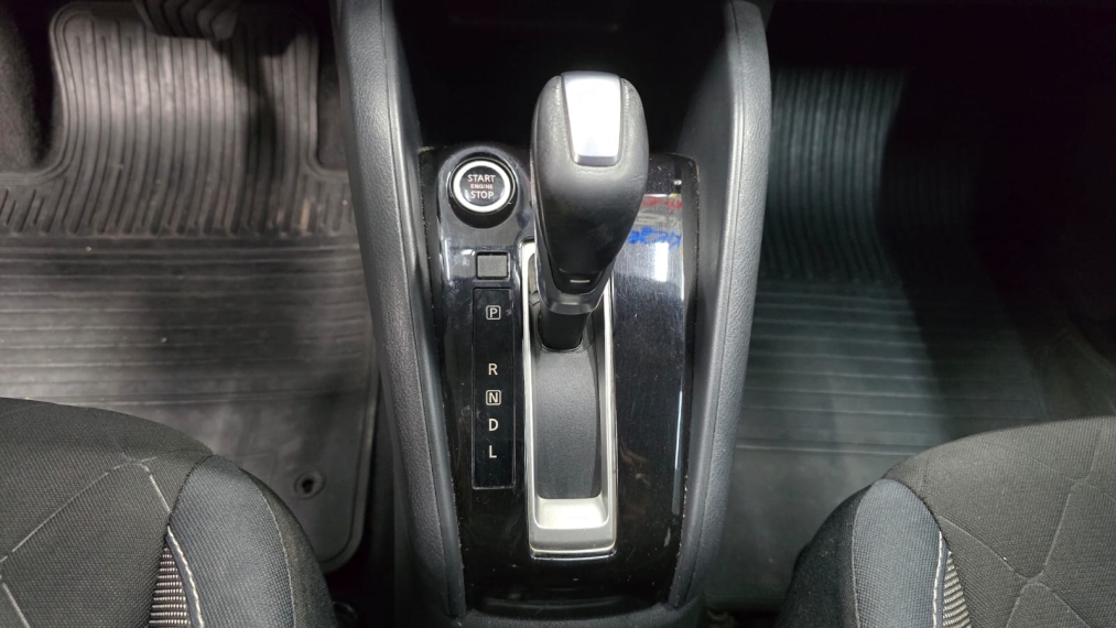 nissan kicks 1.6 16v flexstart sv 4p xtronic flex automatico 20177