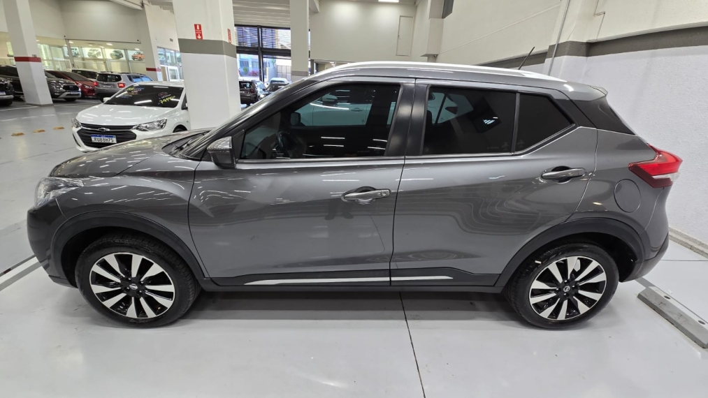 nissan kicks 1.6 16v flexstart sv 4p xtronic flex automatico 20175