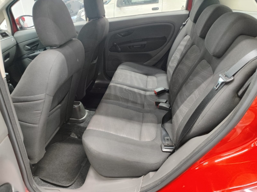 fiat punto 1.4 attractive 8v flex 4p manual 201212