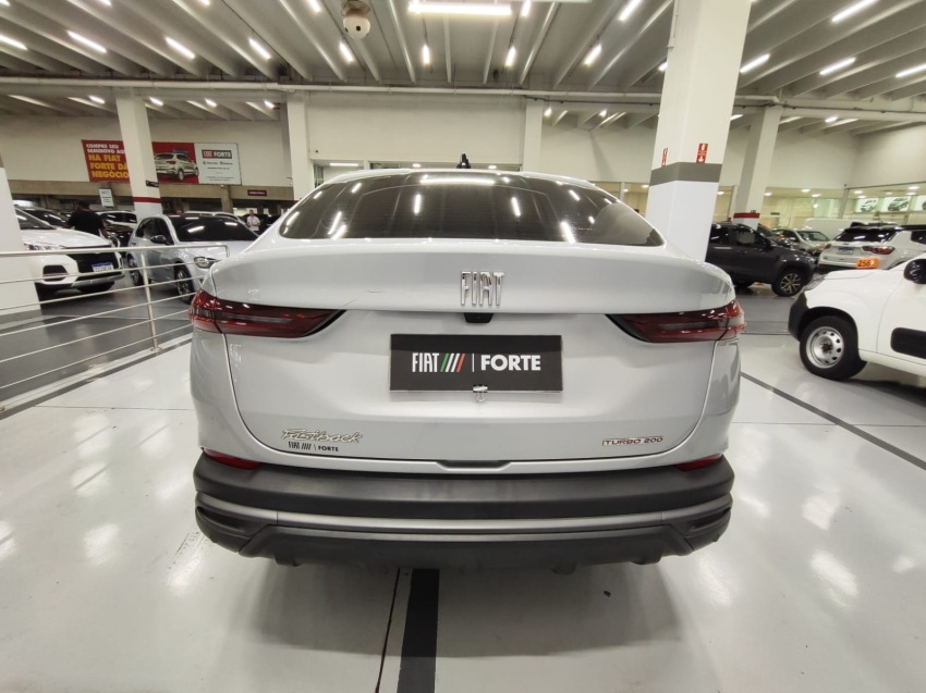 fiat fastback 1.0 turbo 200 flex cvt 4p automatico 202514